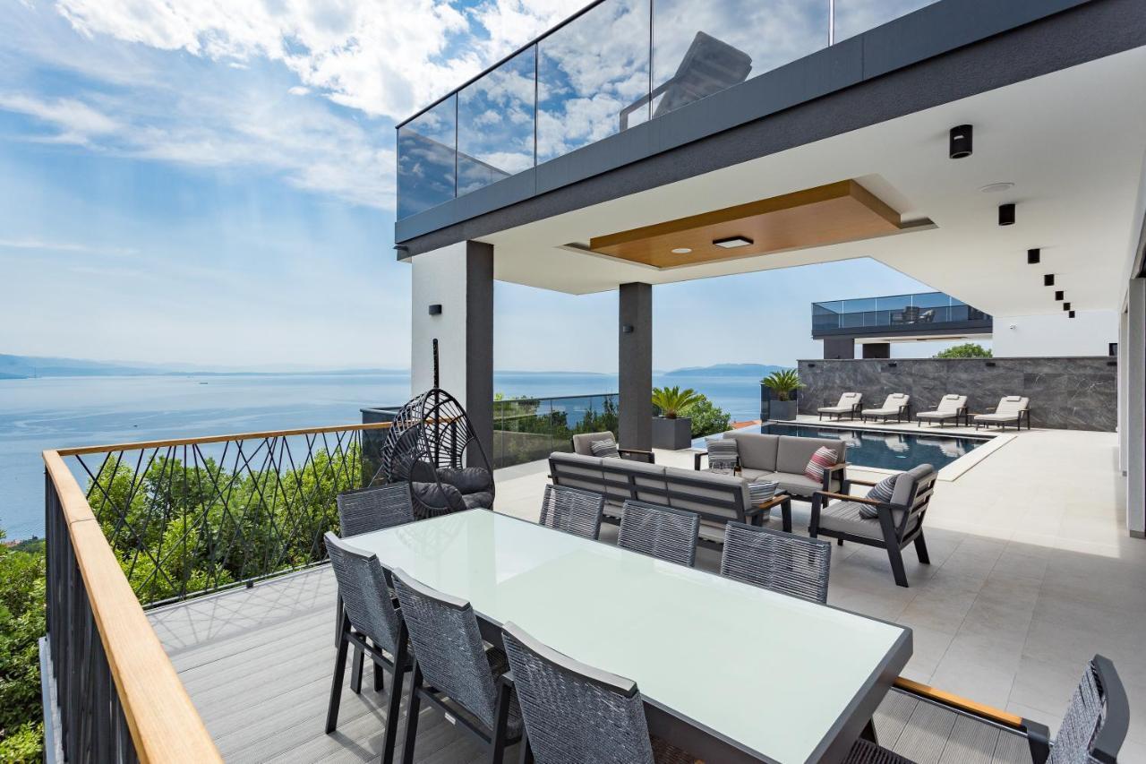 Villa Titanium Opatija Exteriör bild